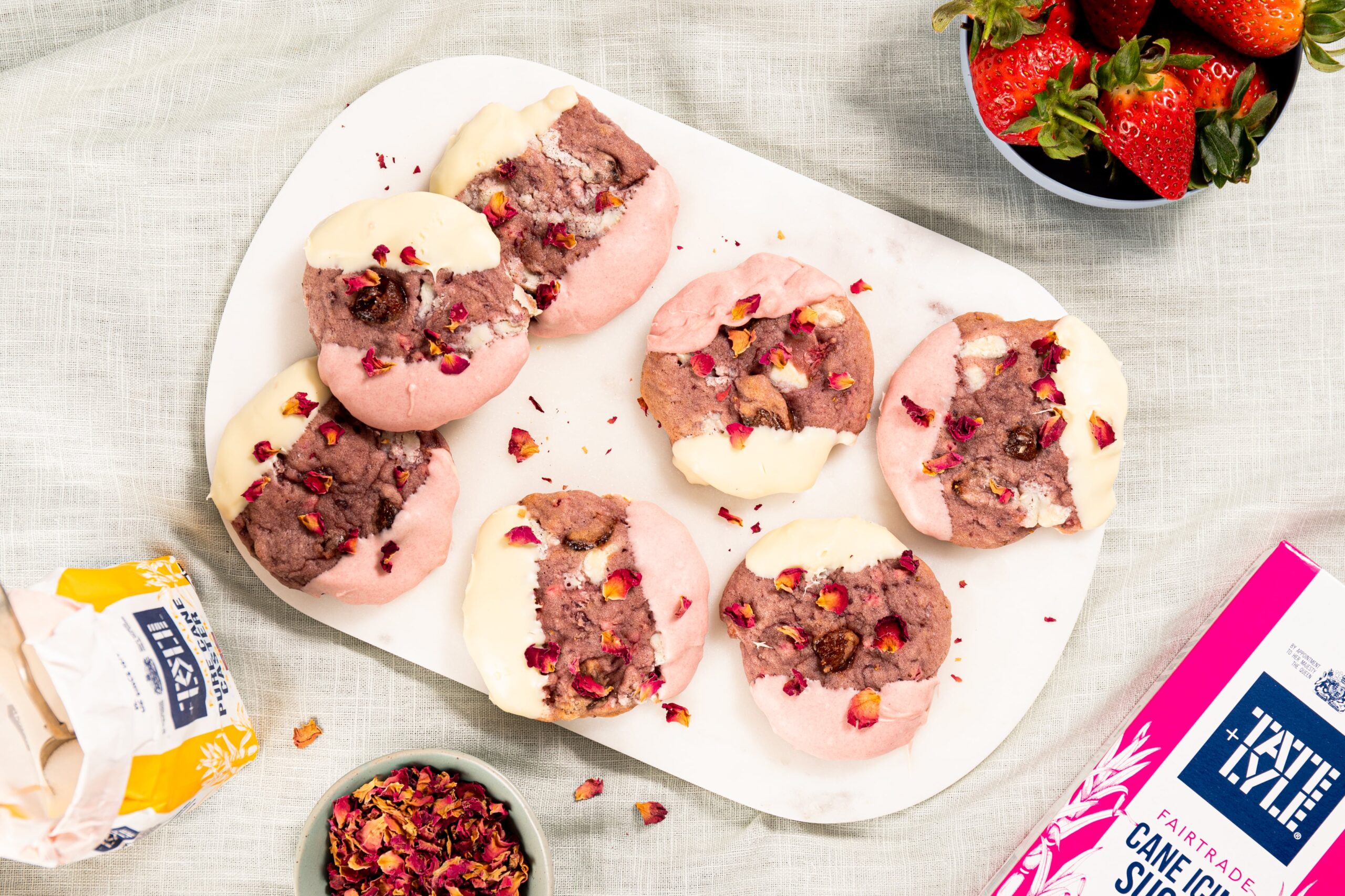 STRAWBERRY-PART-DIPPED-SUGAR-COOKIES